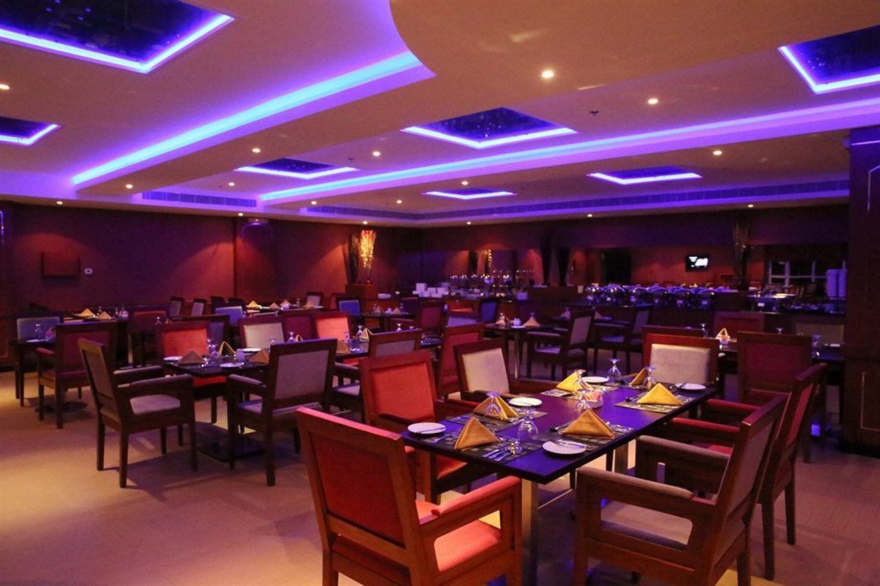 Royal Phoenicia Hotel Manama Luaran gambar